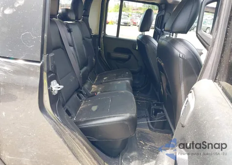 2021 Jeep Gladiator Freedom 4X4 из США, поврежденный, VIN 1C6HJTAG3ML557932